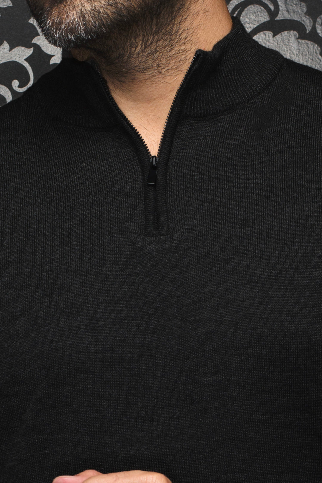 Au Noir® Sweaters | Mesta Black